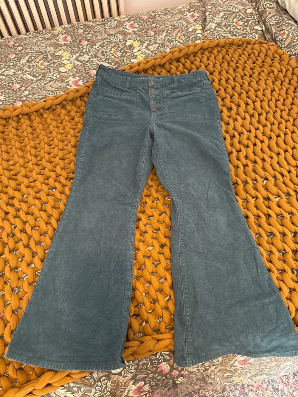 American Eagle Teal Corduroy Pants - 14 Short